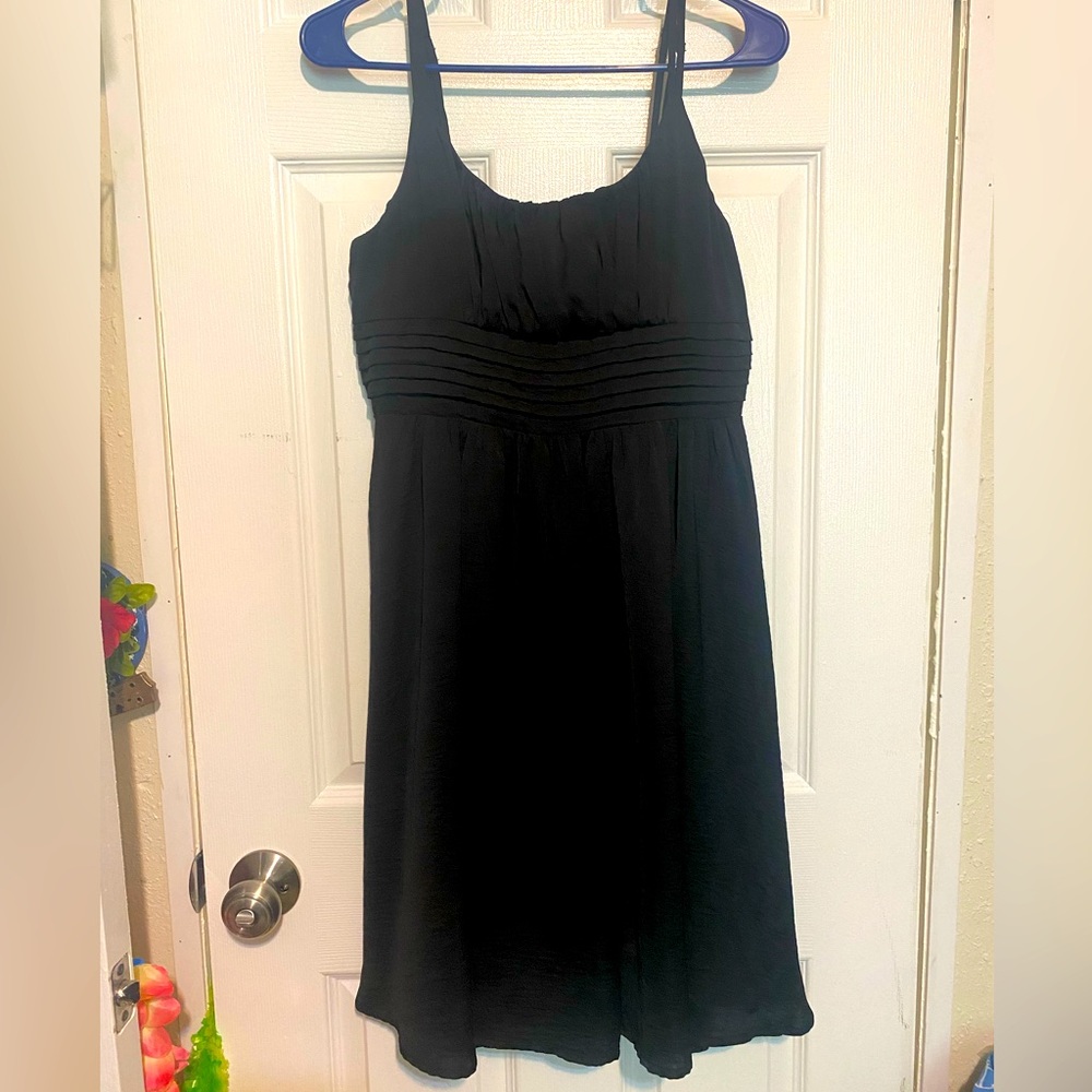 H&M Elegant black summer dress-Satin look with stretch back size medium